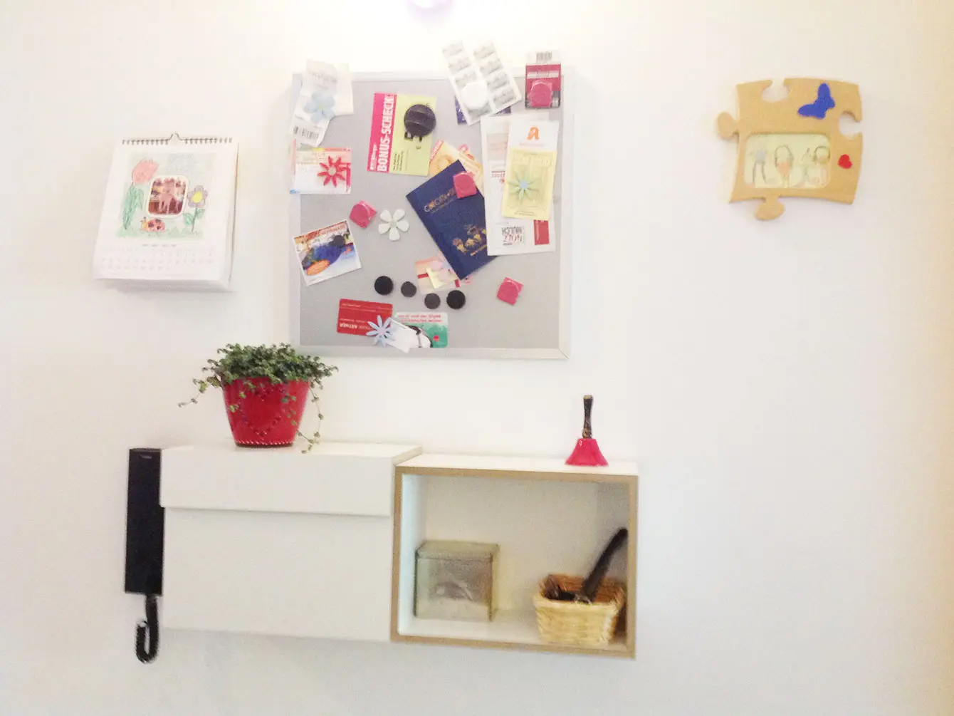 Hängeboard mit Pinnwand