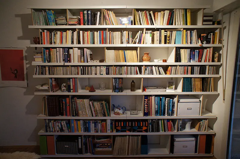 Bücherregal012